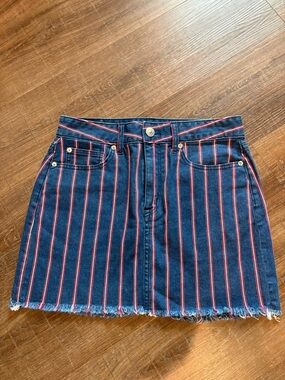 American Eagle Hi Rise Mini Skirt Americana Sz 6 NWT Red White Blue Pinstriped